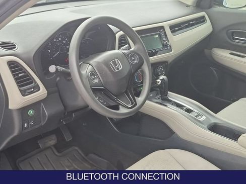 Used 2022 Honda HR-V LX image 11