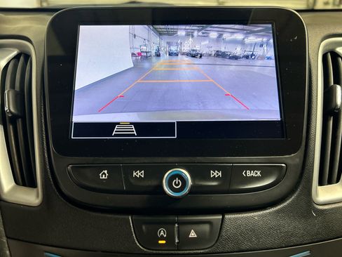 Used 2024 Chevrolet Malibu LT FWD image 5