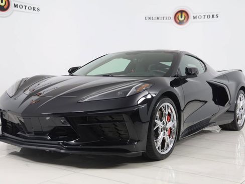 Used 2020 Chevrolet Corvette Stingray Premium Cpe w/ 3LT Preferred Equipment Group image 9