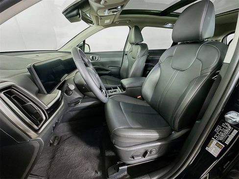 Certified 2025 Kia Sorento X-Line EX image 29