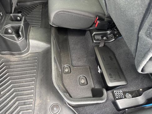 Used 2022 Jeep Gladiator Sport image 12