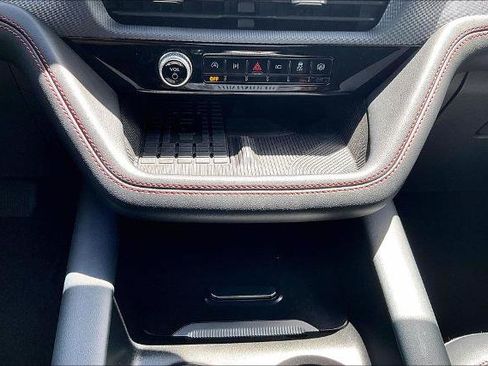 Certified 2025 Ford Explorer ST AWD/4WD image 24
