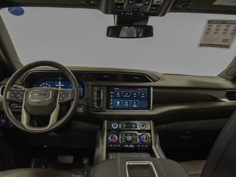 Used 2023 GMC Yukon Denali w/ Max Trailering Package AWD/4WD image 39