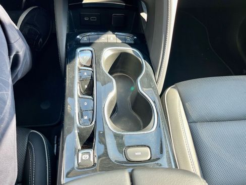 Used 2023 Buick Envision Essence image 28