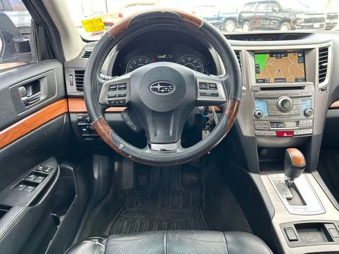 Used 2013 Subaru Outback 2.5i Limited image 9