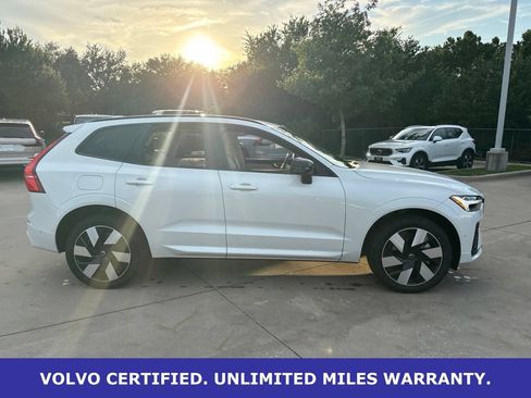 Certified 2025 Volvo XC60 T8 Plus w/ Protection Package Premier AWD/4WD image 4
