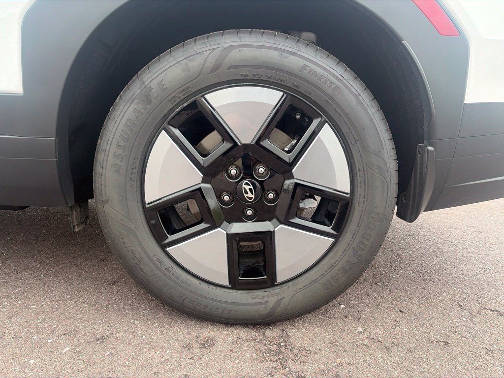 Certified 2026 Hyundai Santa Fe SE AWD/4WD image 34