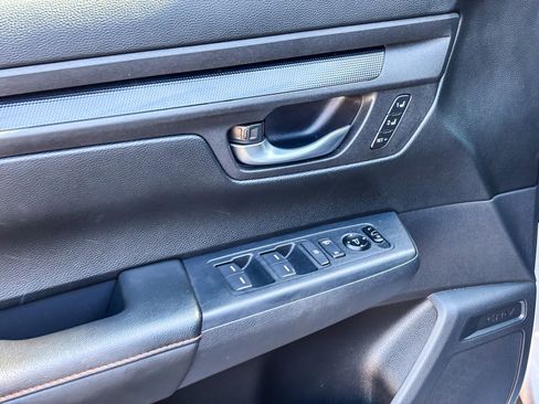 Certified 2025 Honda CR-V Sport-L image 22