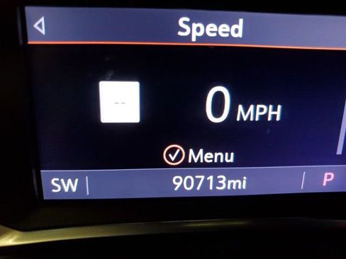 Used 2022 Chevrolet Equinox RS w/ RS Leather Package image 17