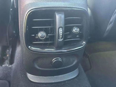 Used 2018 MINI Cooper Clubman S image 27