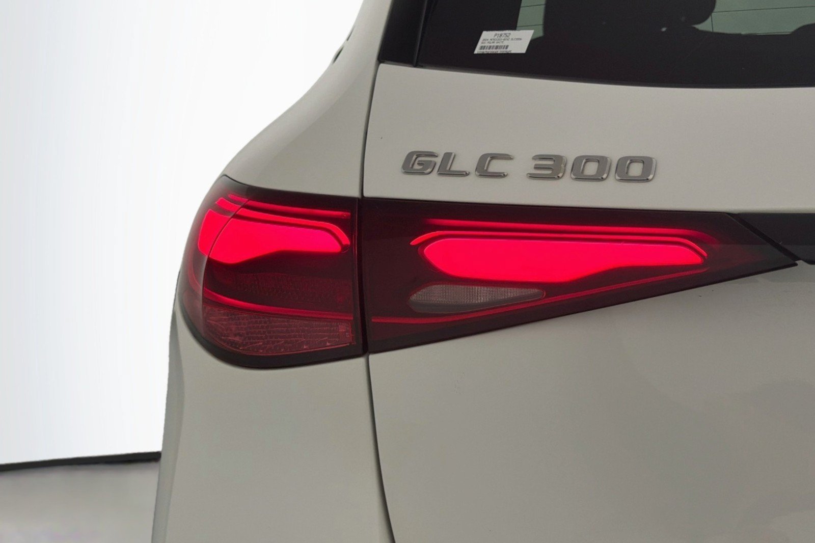 Certified 2024 Mercedes-Benz GLC 300 image 18