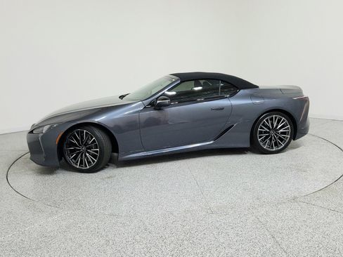 Used 2024 Lexus LC 500 Convertible image 2