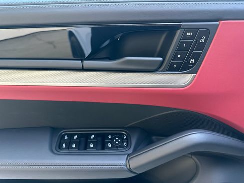 New 2026 Porsche Cayenne S AWD/4WD image 12