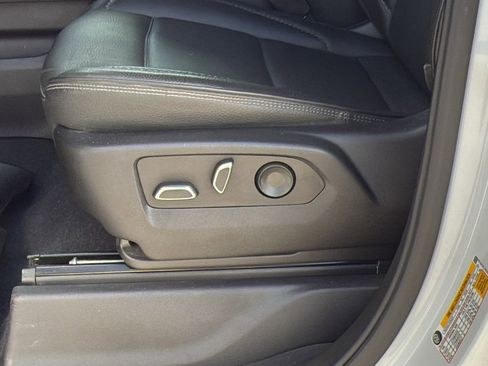 Used 2022 GMC Sierra 1500 Denali image 10