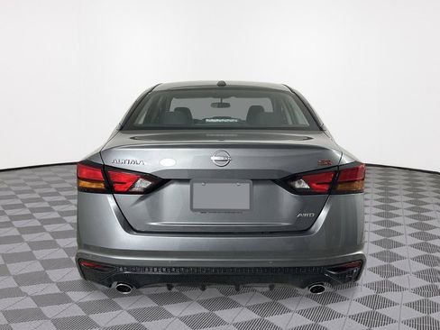 New 2025 Nissan Altima 2.5 SR image 4