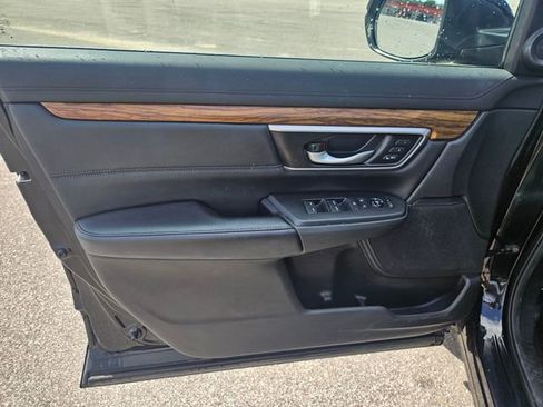 Used 2018 Honda CR-V Touring image 10
