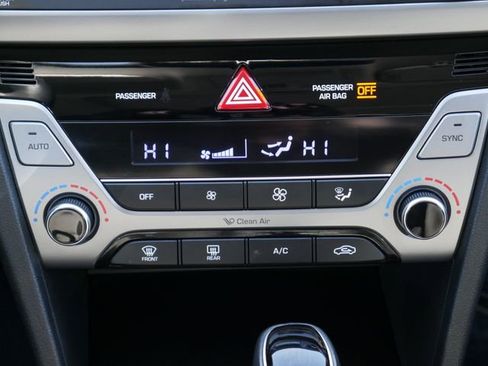 Used 2017 Hyundai Elantra Value Edition image 19