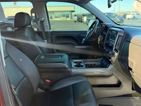 Used 2017 GMC Sierra 1500 SLT image 11