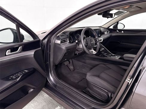 Used 2022 Kia K5 LXS FWD image 3