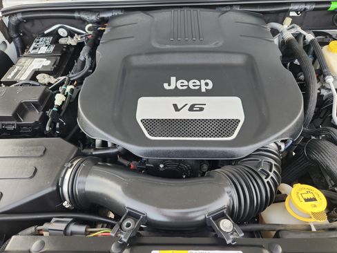 Used 2016 Jeep Wrangler Unlimited Sport w/ Quick Order Package 24S image 22