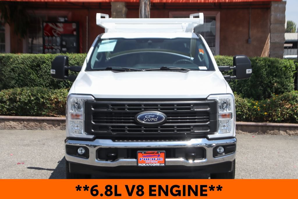 Used 2023 Ford F250 XL w/ XL Chrome Package RWD image 3