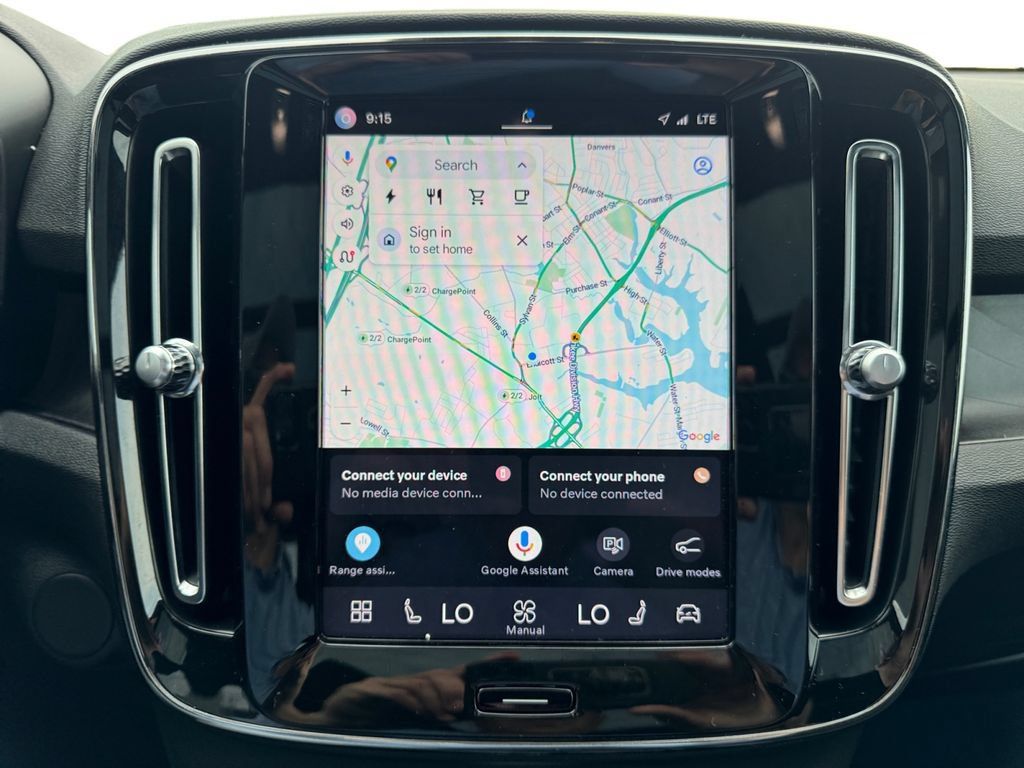 Certified 2023 Volvo XC40 Recharge Plus w/ Protection Package Premier AWD/4WD image 22