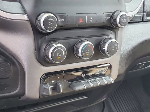 Used 2024 RAM 2500 Big Horn w/ Off Road Package image 24