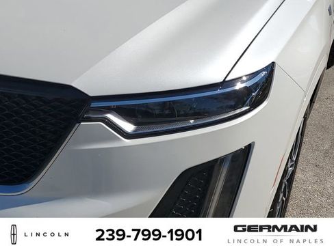 Used 2022 Cadillac XT6 Sport w/ Platinum Package image 14