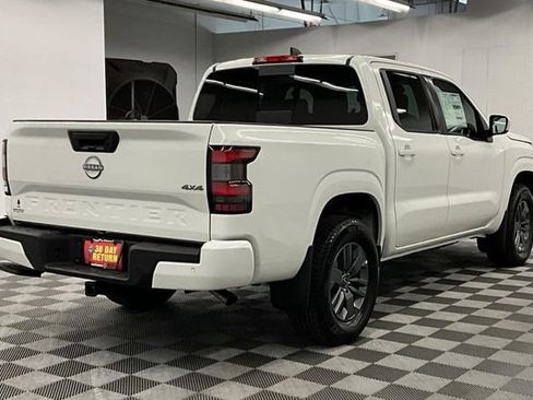 New 2026 Nissan Frontier SV w/ All-Weather Content Package AWD/4WD image 18