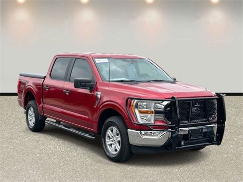 Certified 2021 Ford F150 XLT image 3