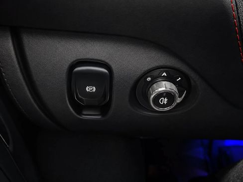 Used 2020 McLaren 720S Spider RWD image 25