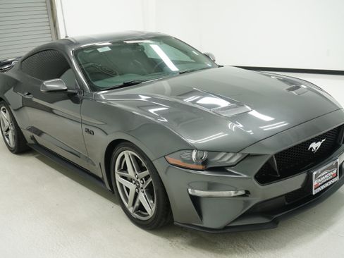 Used 2019 Ford Mustang GT Premium w/ Enhanced Security Package RWD image 3