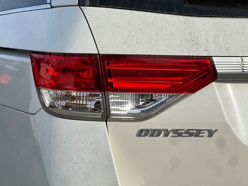 Used 2016 Honda Odyssey EX-L image 15