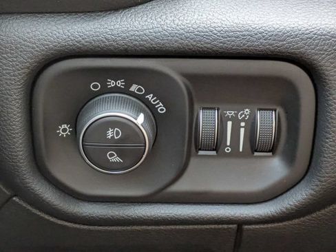 Used 2022 RAM 1500 Laramie w/ Sport Appearance Package AWD/4WD image 24