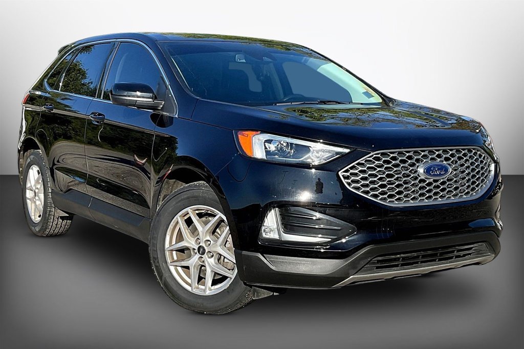 Used 2024 Ford Edge SEL w/ Convenience Package AWD/4WD image 3