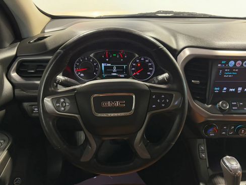 Used 2018 GMC Acadia SLT AWD/4WD image 13