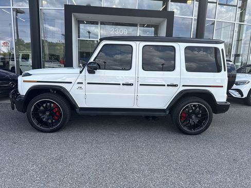 Used 2025 Mercedes-Benz G 63 AMG 4MATIC image 2
