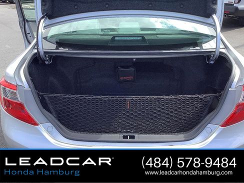 Used 2013 Toyota Camry XLE w/ Leather Pkg FWD image 25