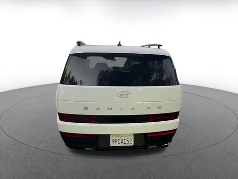 Used 2025 Hyundai Santa Fe SEL image 12