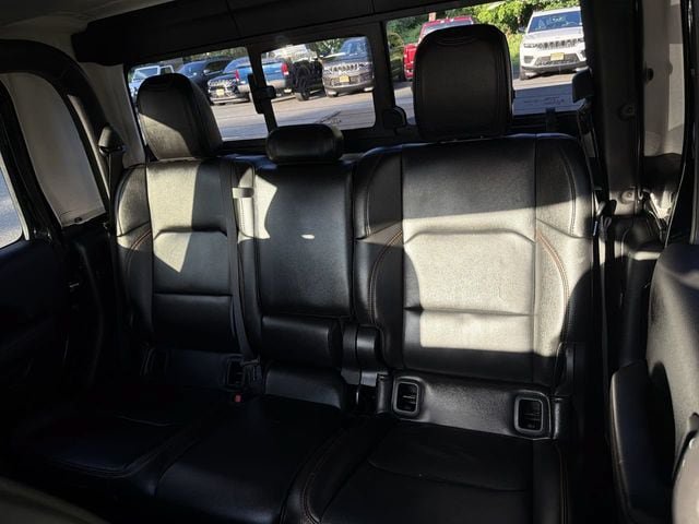Used 2021 Jeep Gladiator Mojave AWD/4WD image 23