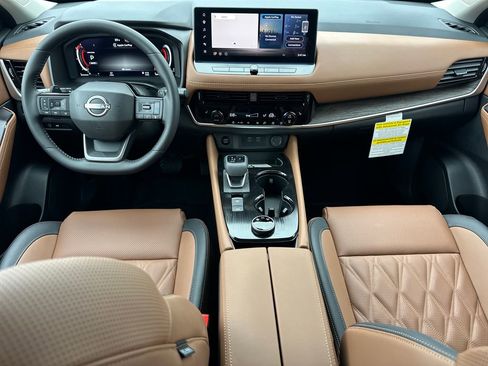 New 2026 Nissan Rogue Platinum AWD/4WD image 18