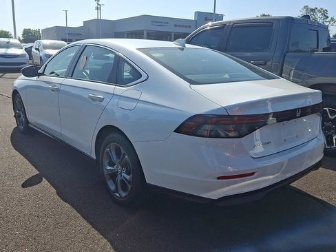 Used 2024 Honda Accord EX image 6