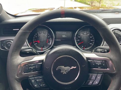 Used 2017 Ford Mustang GT Premium w/ GT Performance Package RWD image 30