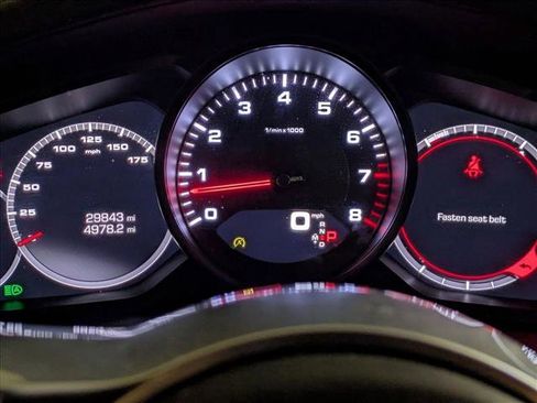 Used 2021 Porsche Cayenne image 11