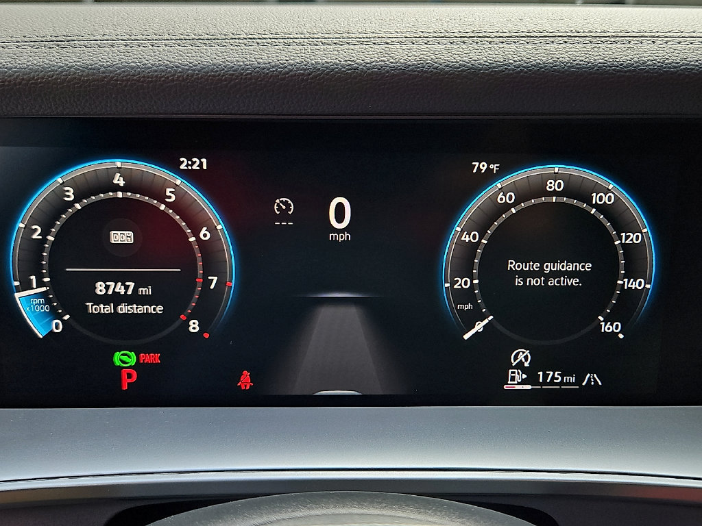 Certified 2025 Volkswagen Tiguan SE AWD/4WD image 21
