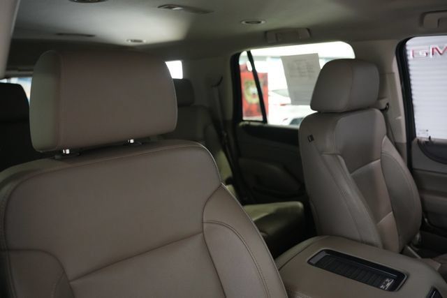 Used 2016 GMC Yukon SLT AWD/4WD image 24
