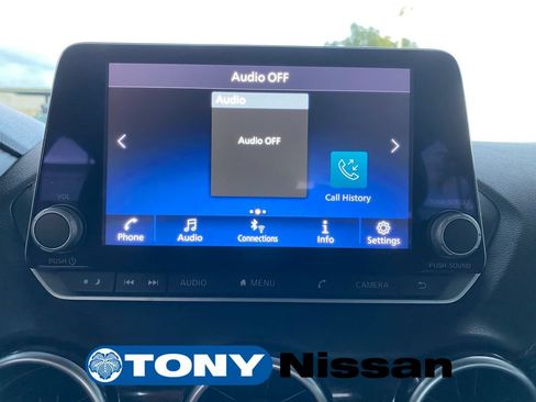 Used 2024 Nissan Sentra SV FWD image 34