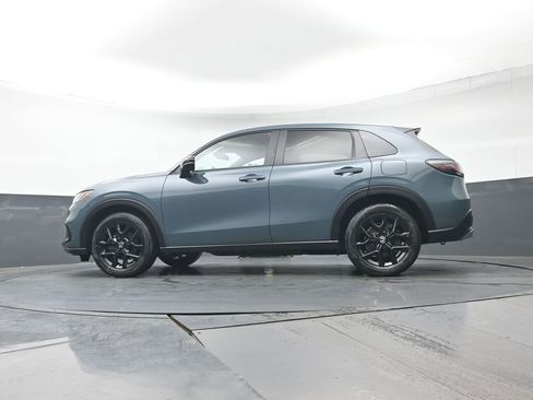 Certified 2024 Honda HR-V Sport image 31