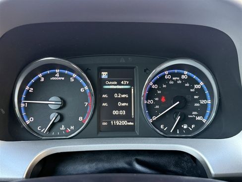 Used 2016 Toyota RAV4 XLE image 28