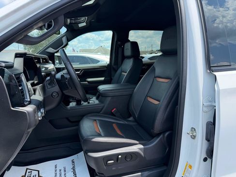 Used 2023 GMC Sierra 1500 AT4 AWD/4WD image 13